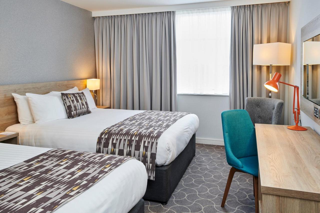 Holiday Inn Ellesmere Port/Cheshire Oaks By Ihg מראה חיצוני תמונה